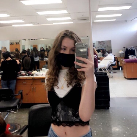 Meet your Posher, Erica - Picture 1 of 1